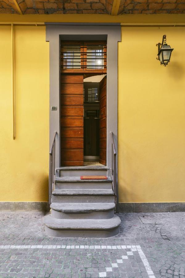 רומא Via Dei Cappellari Apartments מראה חיצוני תמונה