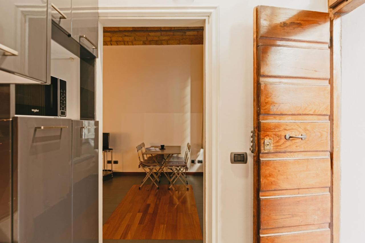 רומא Via Dei Cappellari Apartments מראה חיצוני תמונה