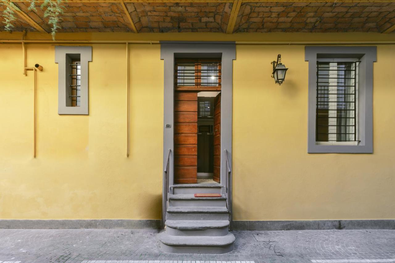 רומא Via Dei Cappellari Apartments מראה חיצוני תמונה