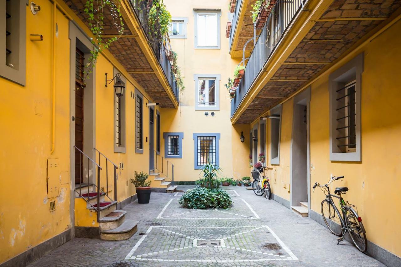 רומא Via Dei Cappellari Apartments מראה חיצוני תמונה